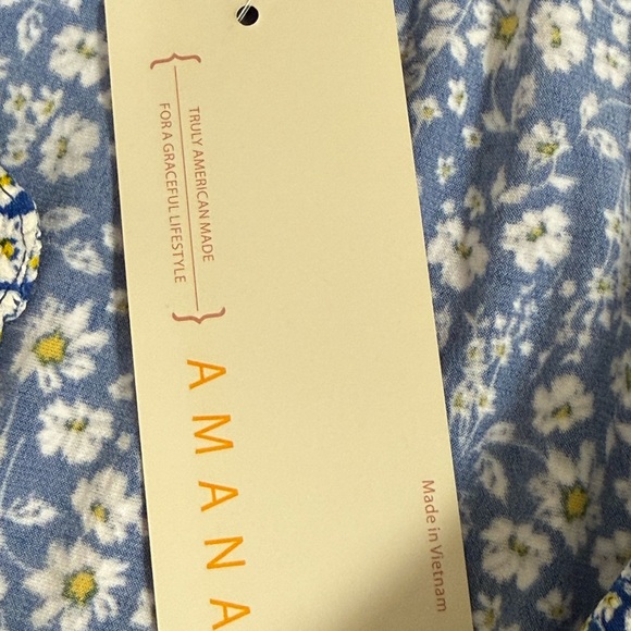 NWT Amana Blue Floral Sleeveless Blouse Split Neck Casual Spring Top M - Picture 6 of 9